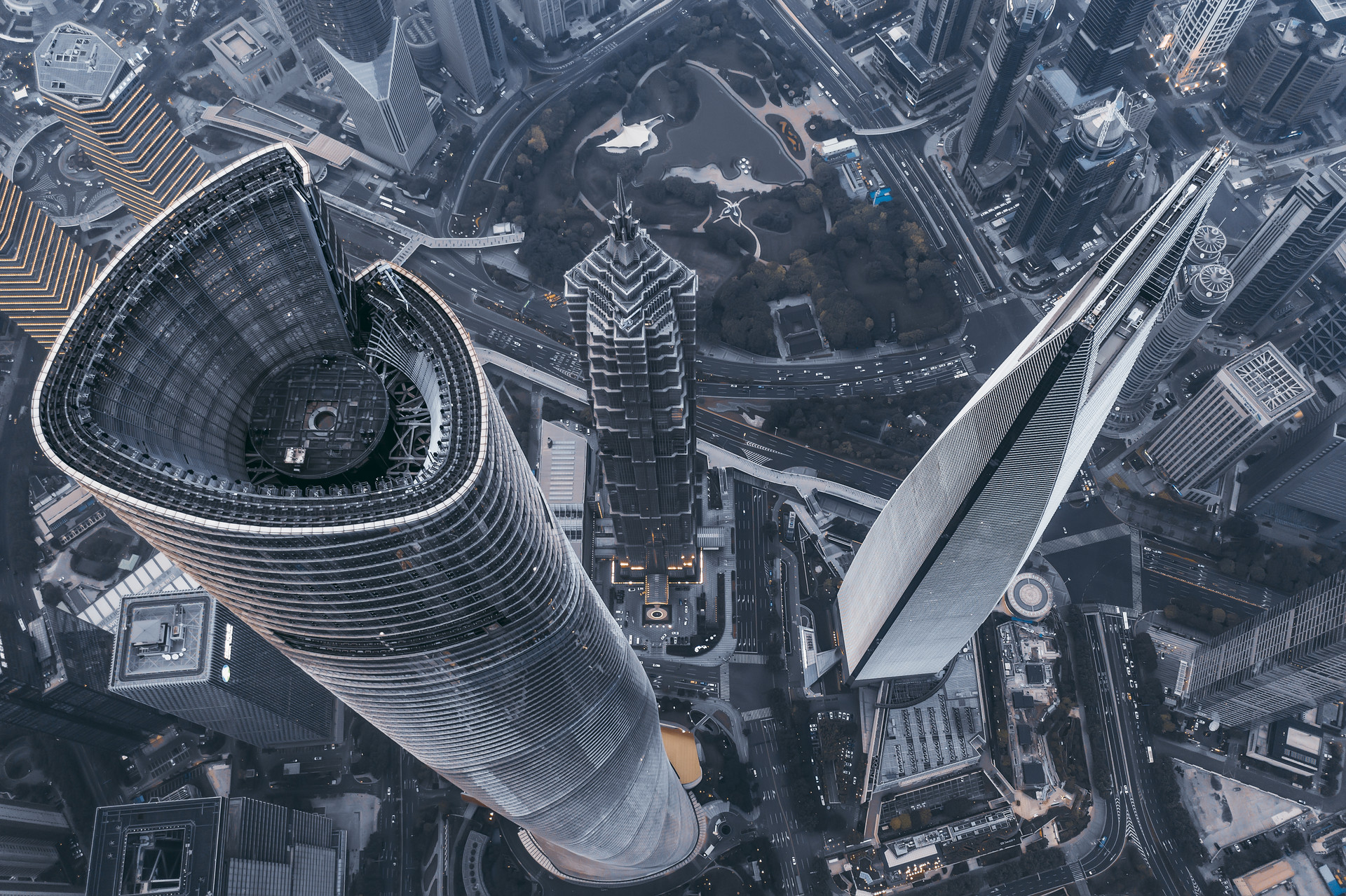 摄图网_501399249_banner_上海陆家嘴金融中心（非企业商用）.jpg