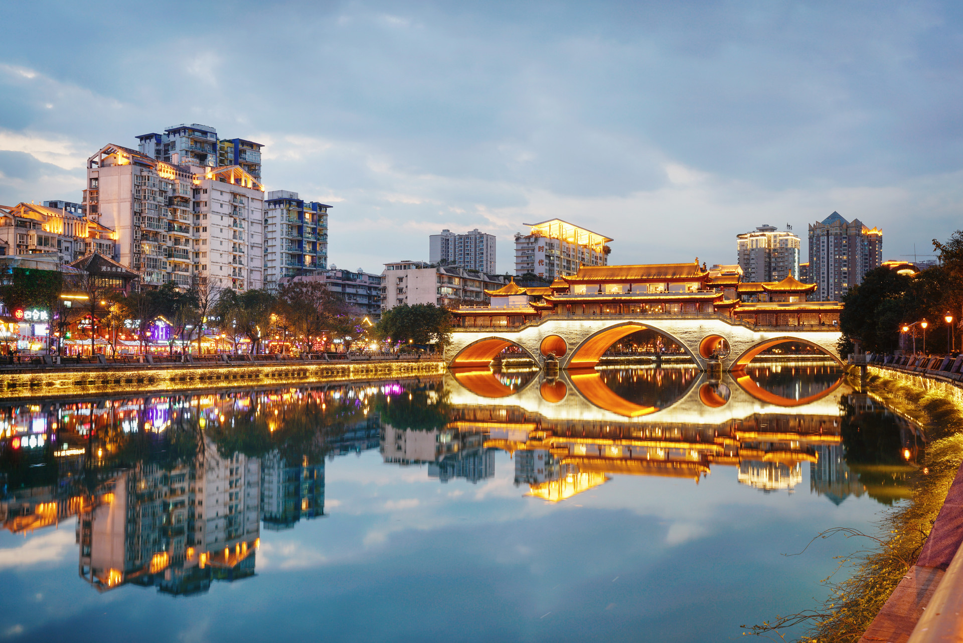 摄图网_501201410_banner_成都九眼桥夜景（非企业商用）.jpg