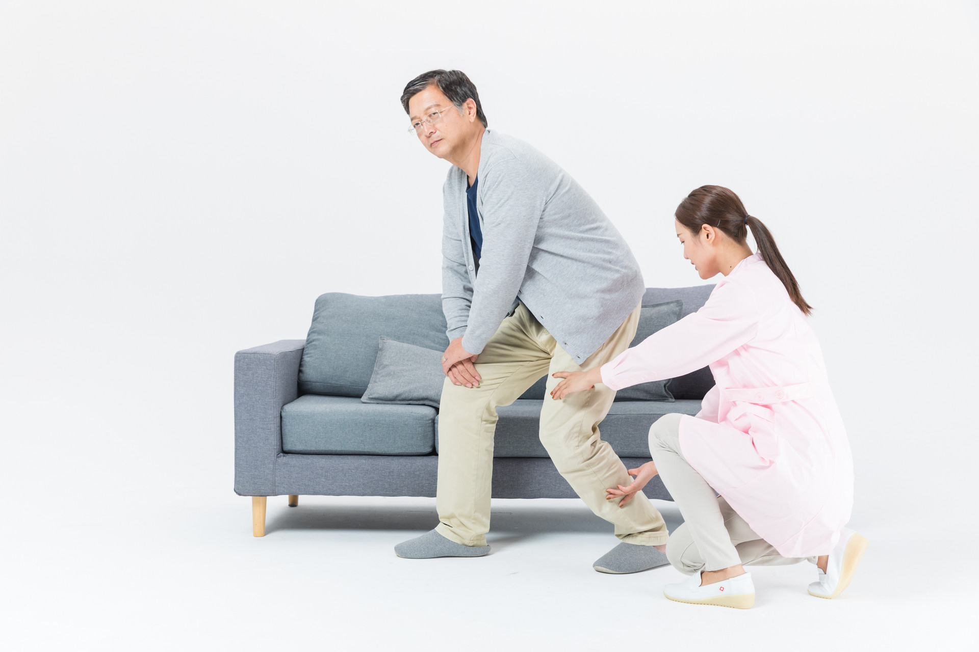摄图网_500986043_banner_家庭医生协助老年人运动（非企业商用）.jpg